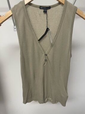 James Perse Taupe Ribbed V-Neck Tank with Button Detail, JP size 3 (US M)